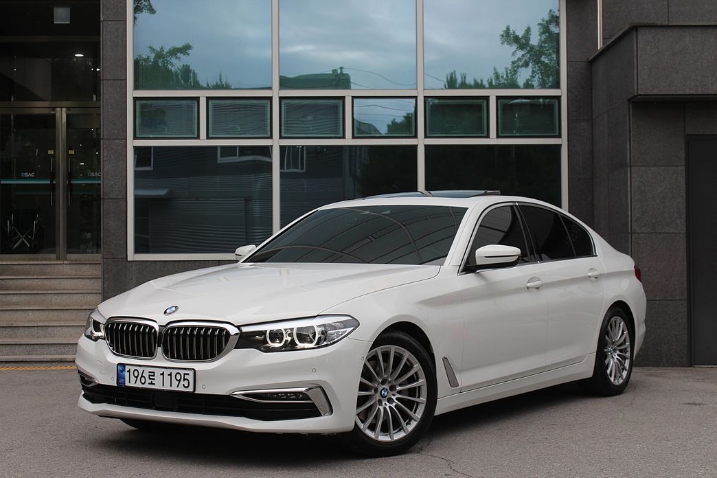 BMW 5-Series 2020