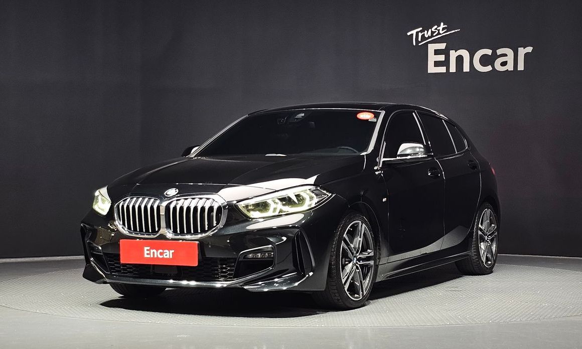 BMW 1-Series 2023