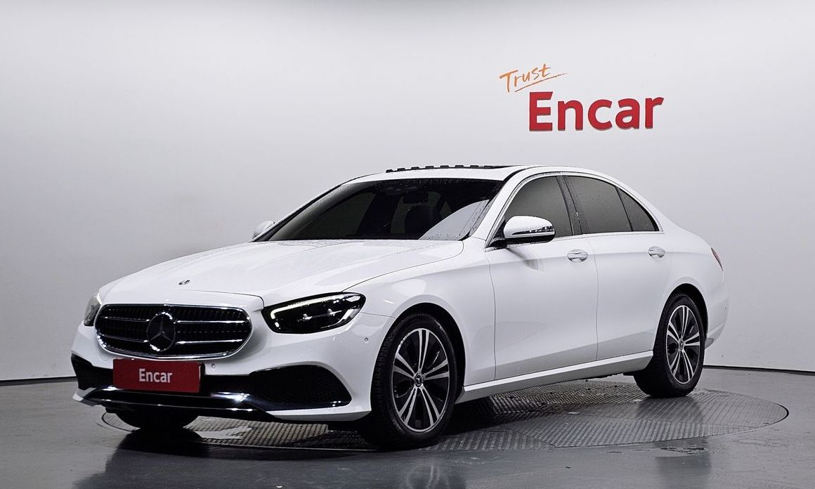 Mercedes-Benz E-Class 2021