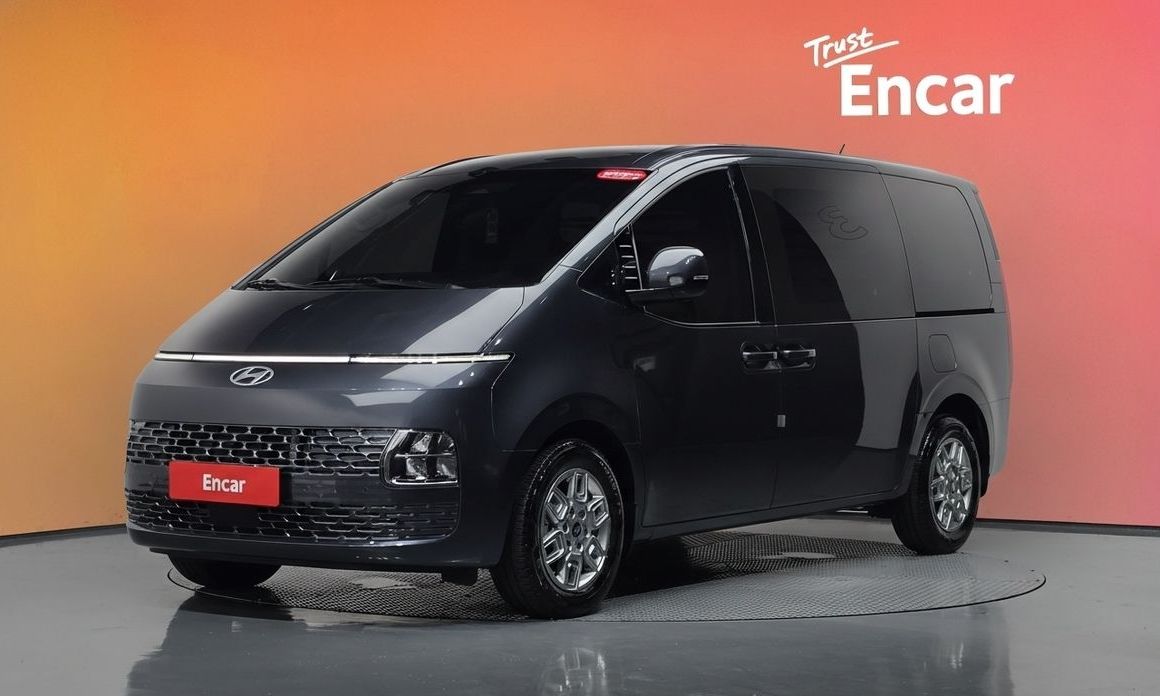 Hyundai Staria 2025
