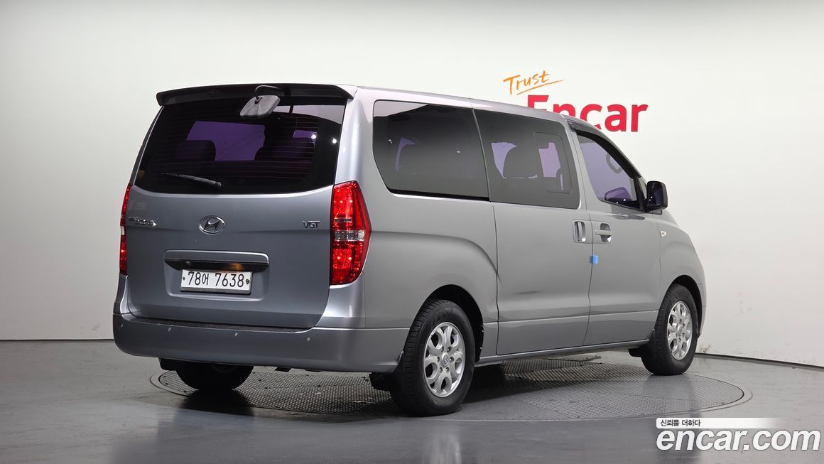 Hyundai Starex 2015