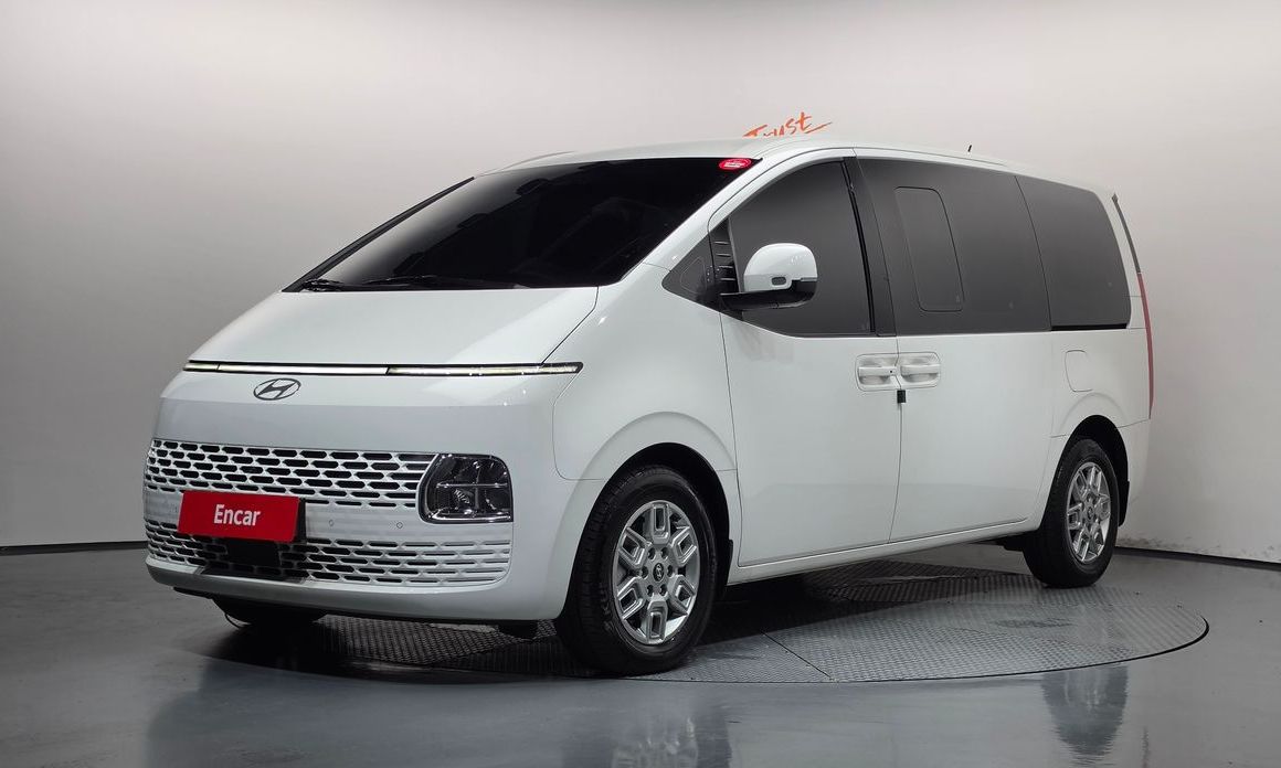 Hyundai Staria 2025