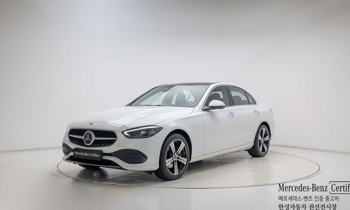 Mercedes-Benz C-Class 2026
