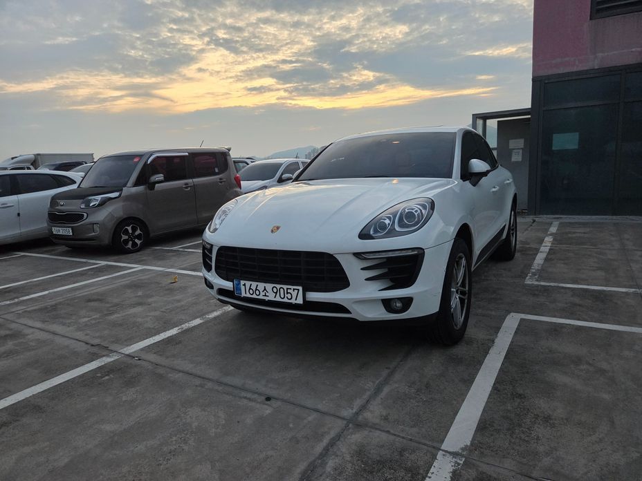 Porsche Macan 2018