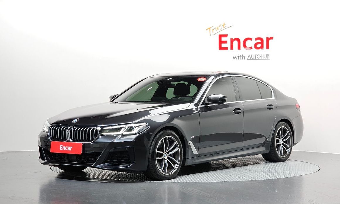 BMW 5-Series 2023