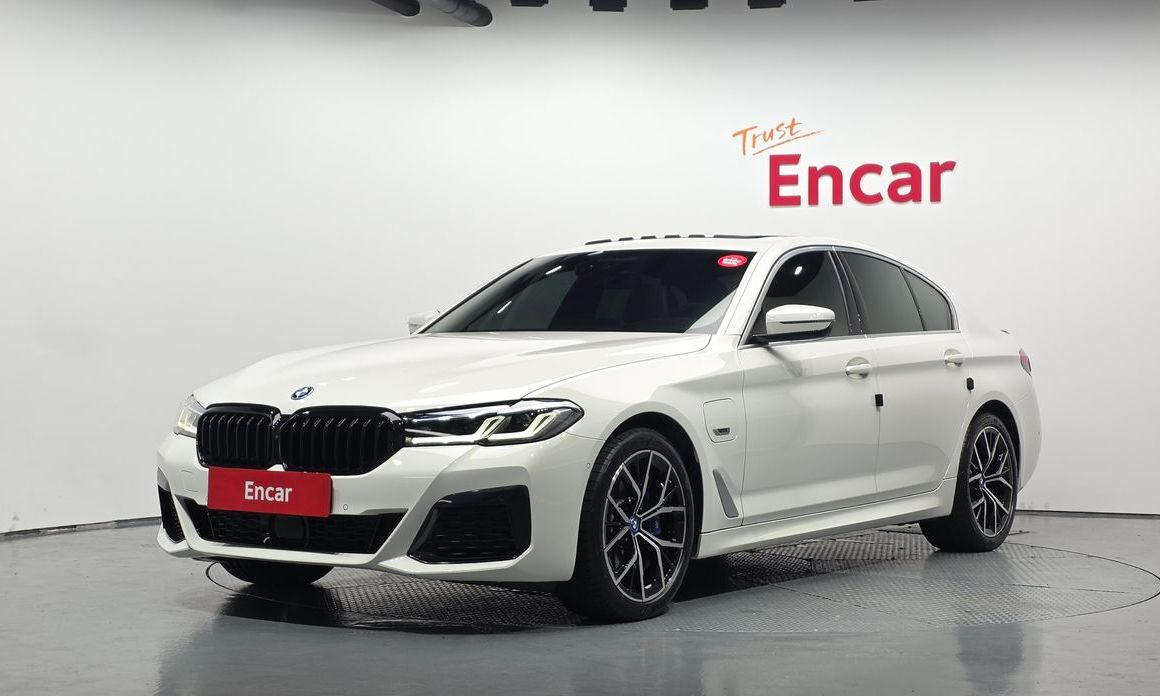 BMW 5-Series 2022