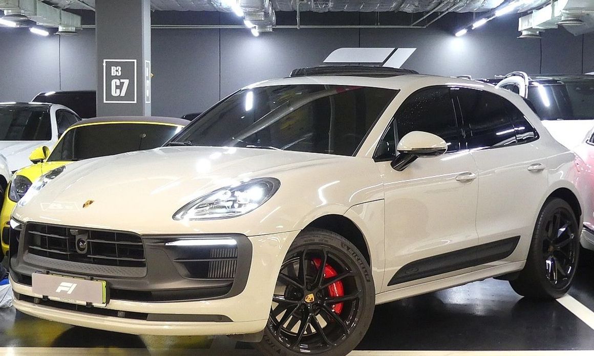 Porsche Macan 2023