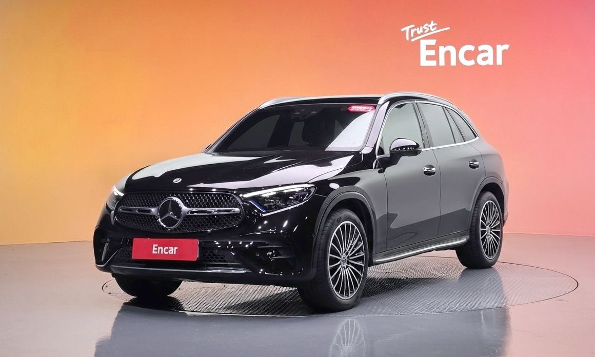 Mercedes-Benz GLC-Class 2023