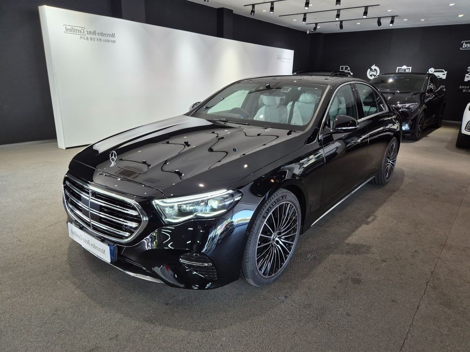 Mercedes-Benz E-Class 2026