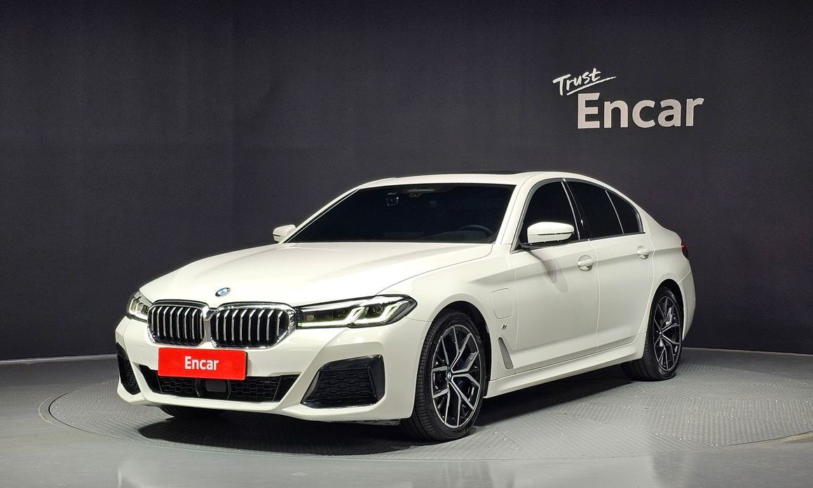 BMW 5-Series 2021