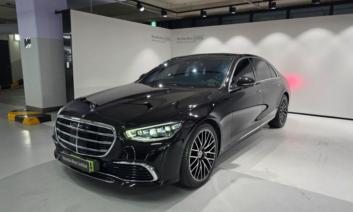 Mercedes-Benz S-Class 2025