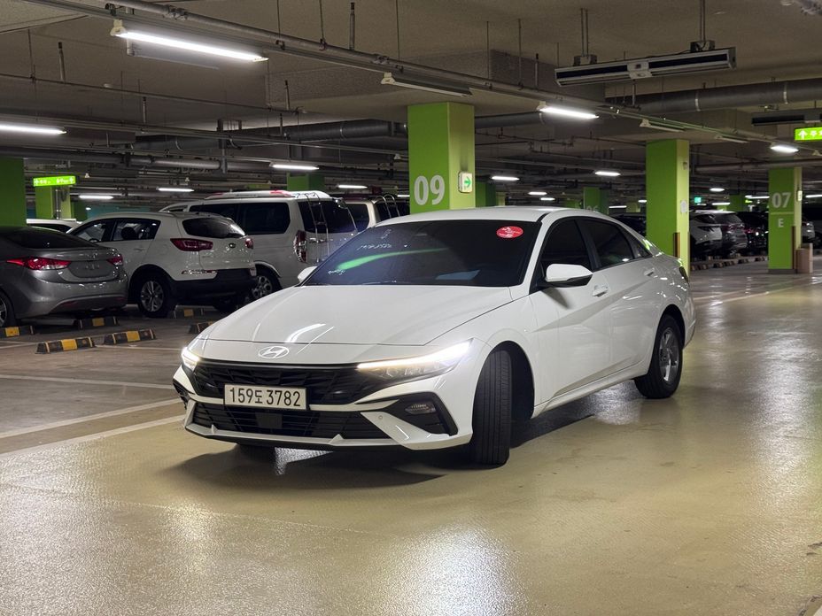 Hyundai AVANTE 2024