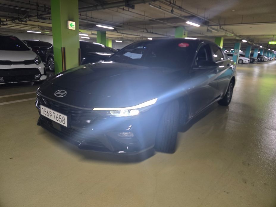 Hyundai AVANTE 2024