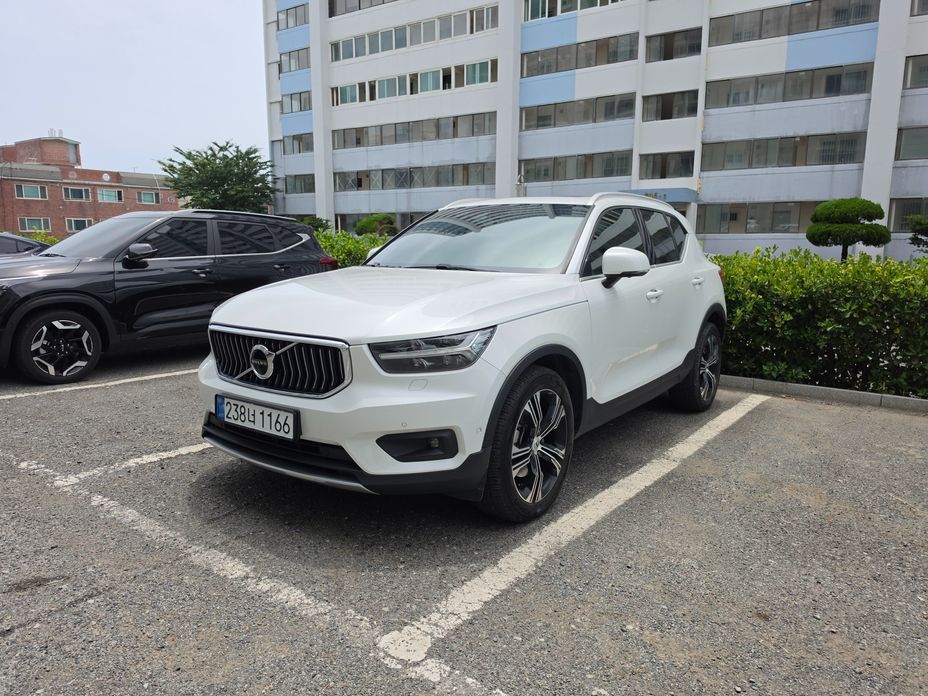 Volvo XC40 2021