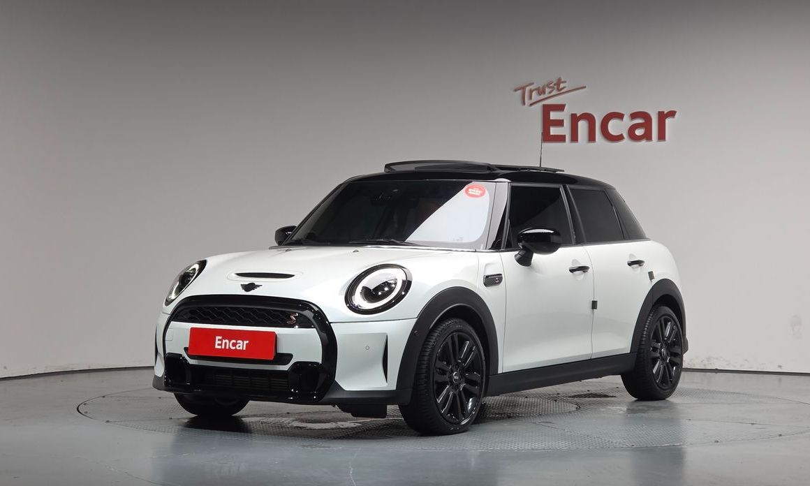Mini Cooper 2024