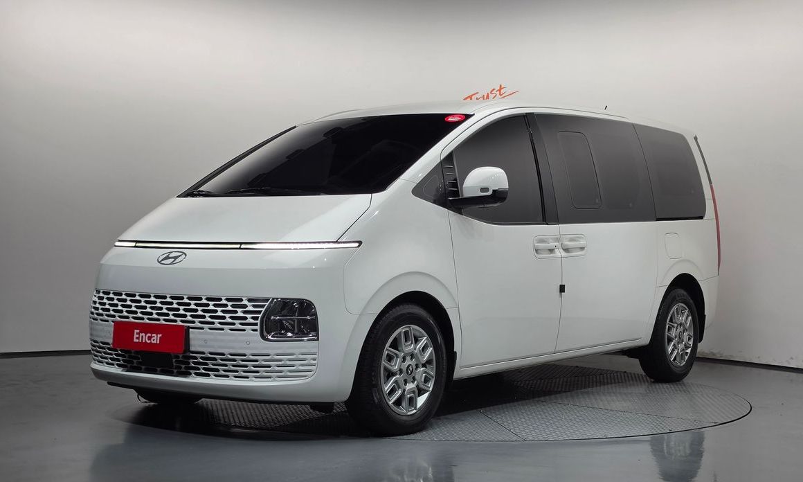 Hyundai Staria 2025