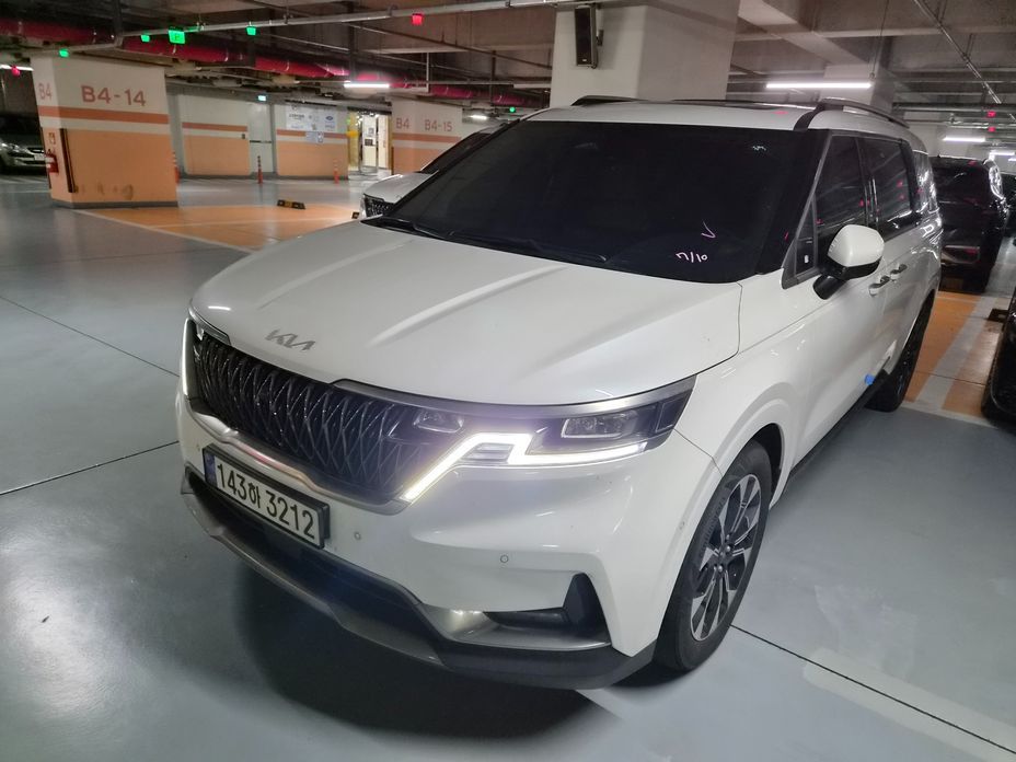 Kia Canival 2023