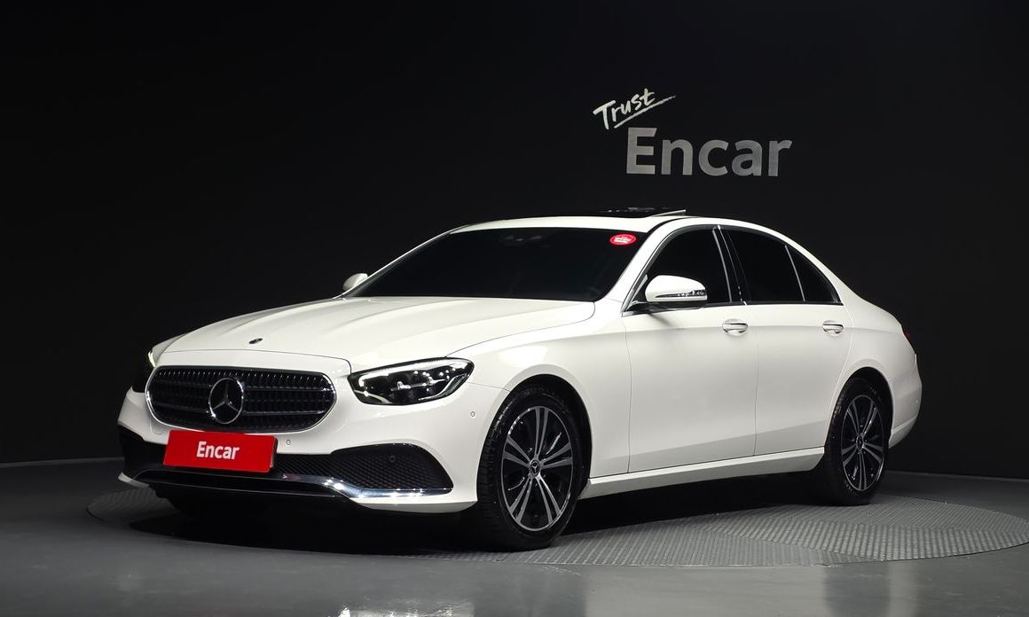 Mercedes-Benz E-Class 2021