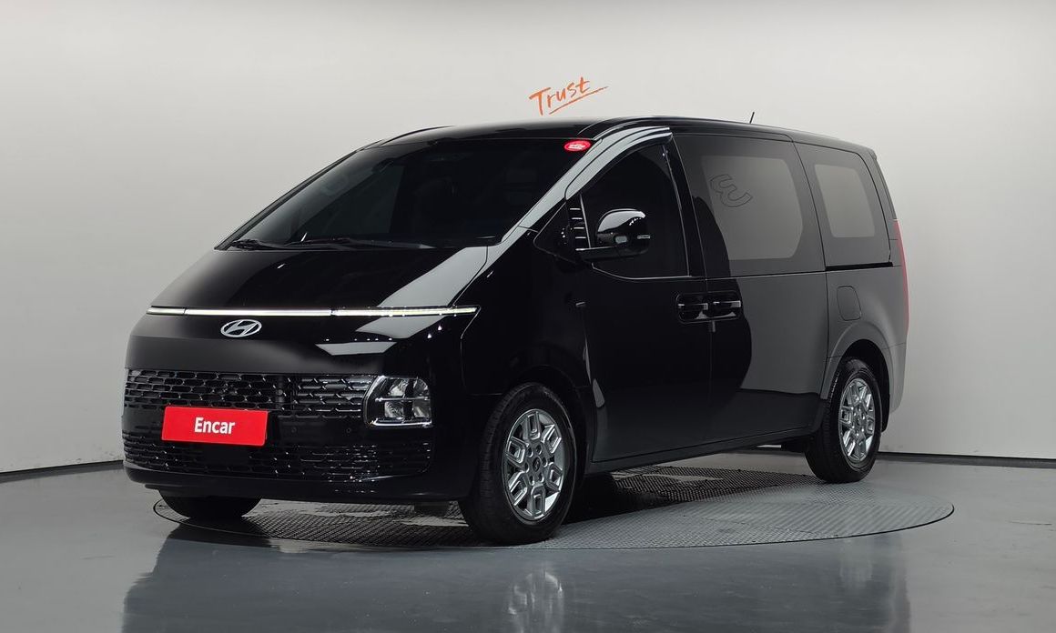 Hyundai Staria 2025