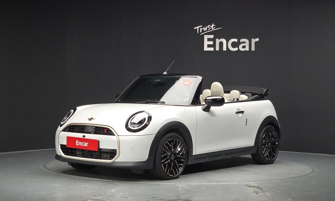 Mini Cooper Convertible 2025