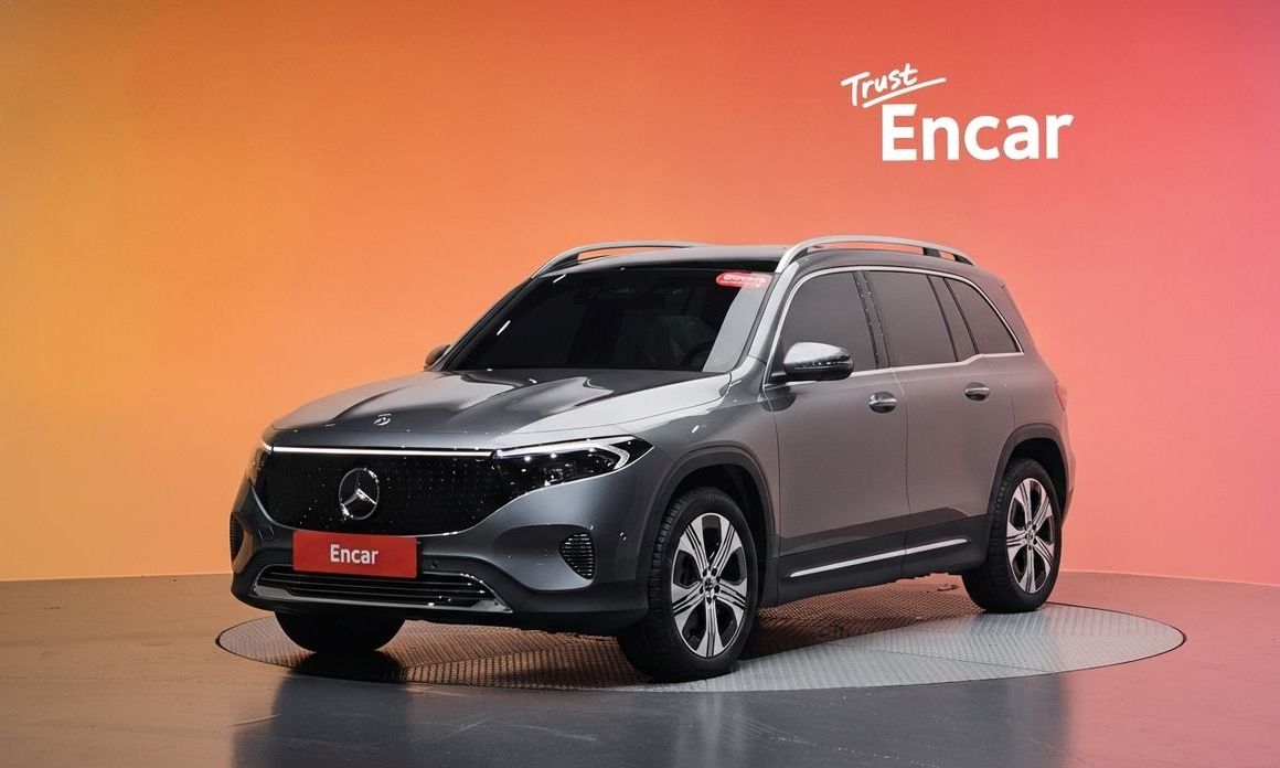 Mercedes-Benz EQB 2026