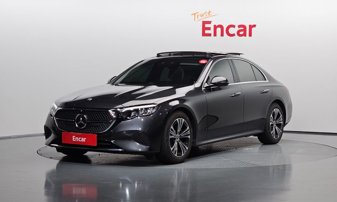Mercedes-Benz E-Class 2025