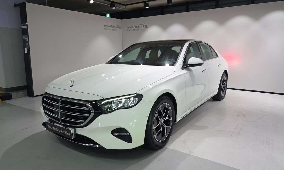 Mercedes-Benz E-Class 2026