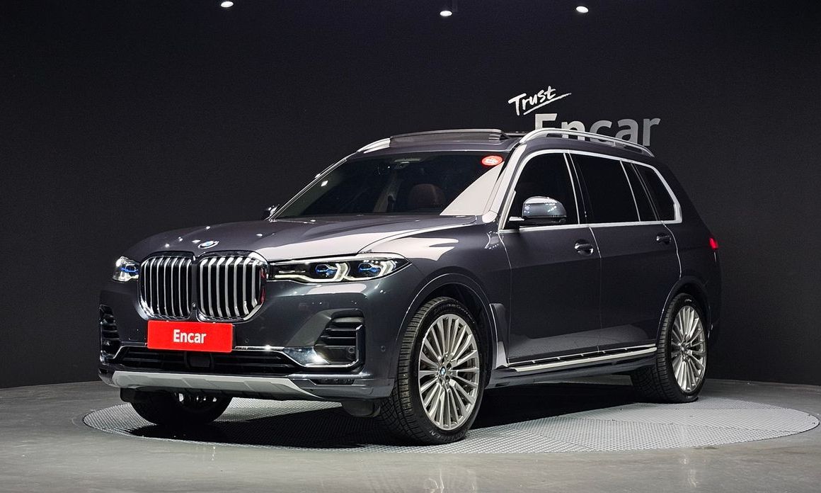 BMW X7 2021
