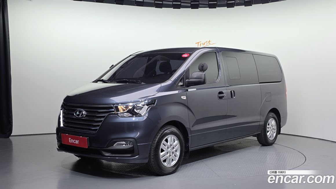 Hyundai Starex 2019