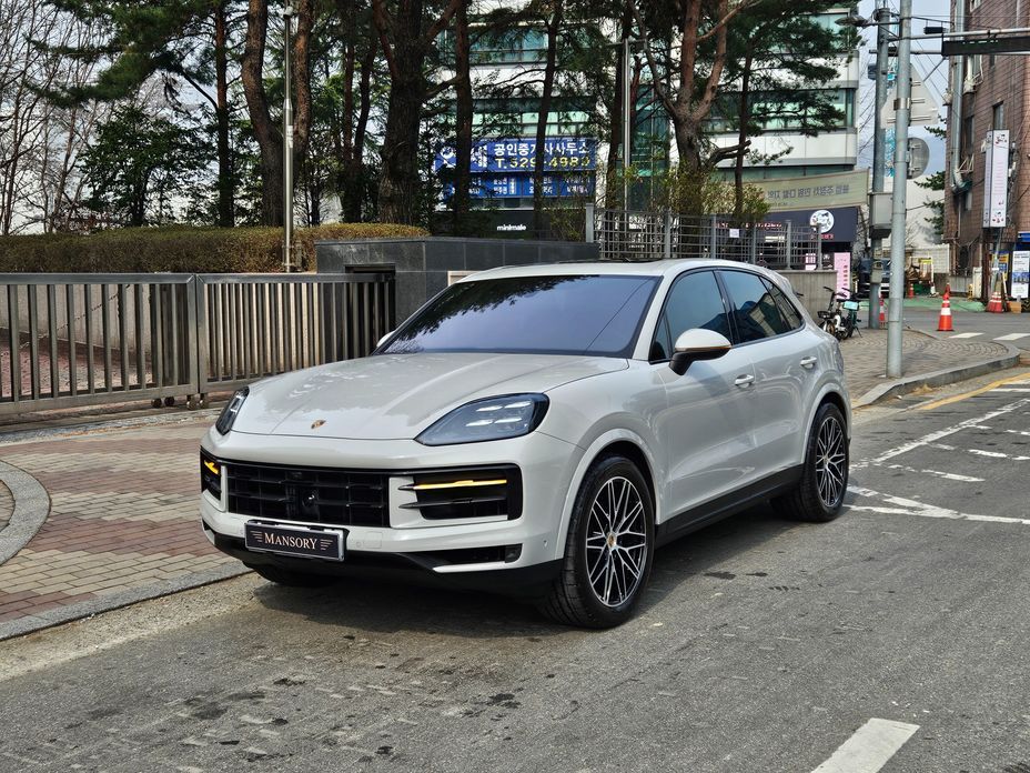 Porsche Cayenne 2024