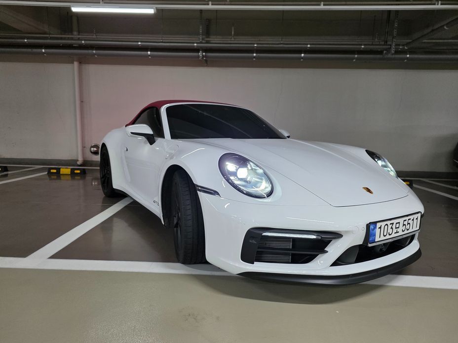 Porsche 911 2023