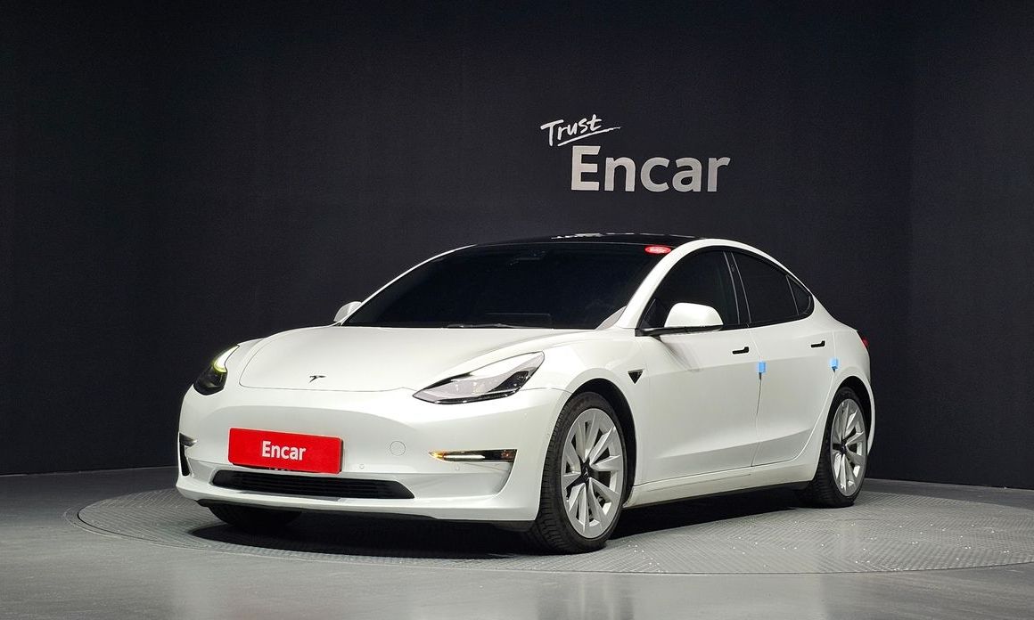 Tesla Model 3 2022
