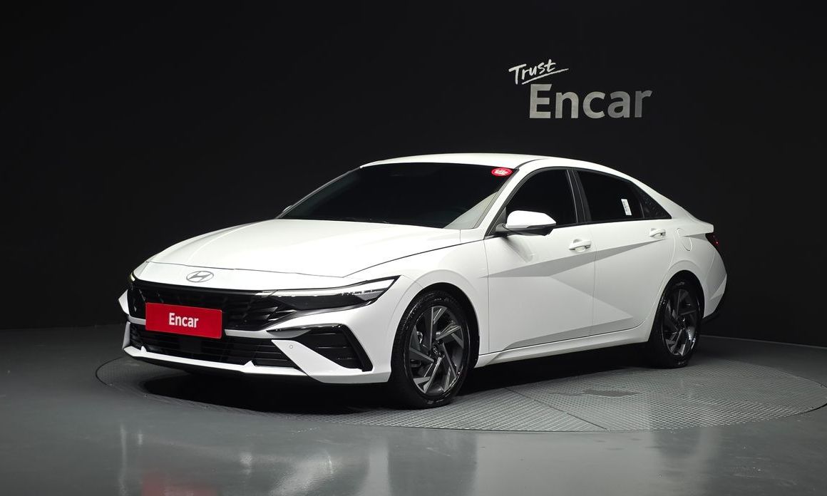 Hyundai AVANTE 2024