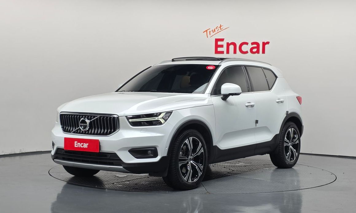 Volvo XC40 2021