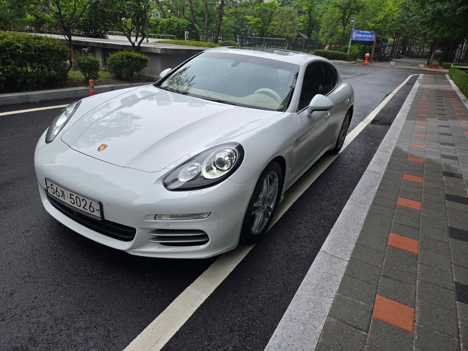 Porsche Panamera 2014