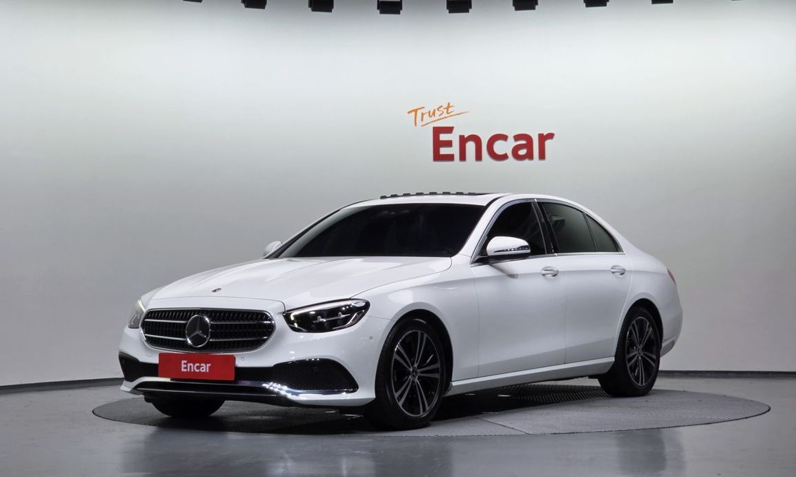 Mercedes-Benz E-Class 2021