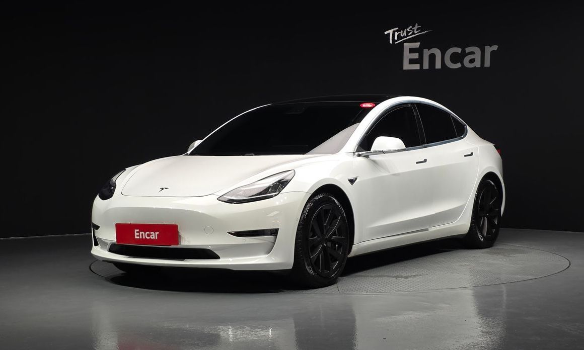 Tesla Model 3 2020