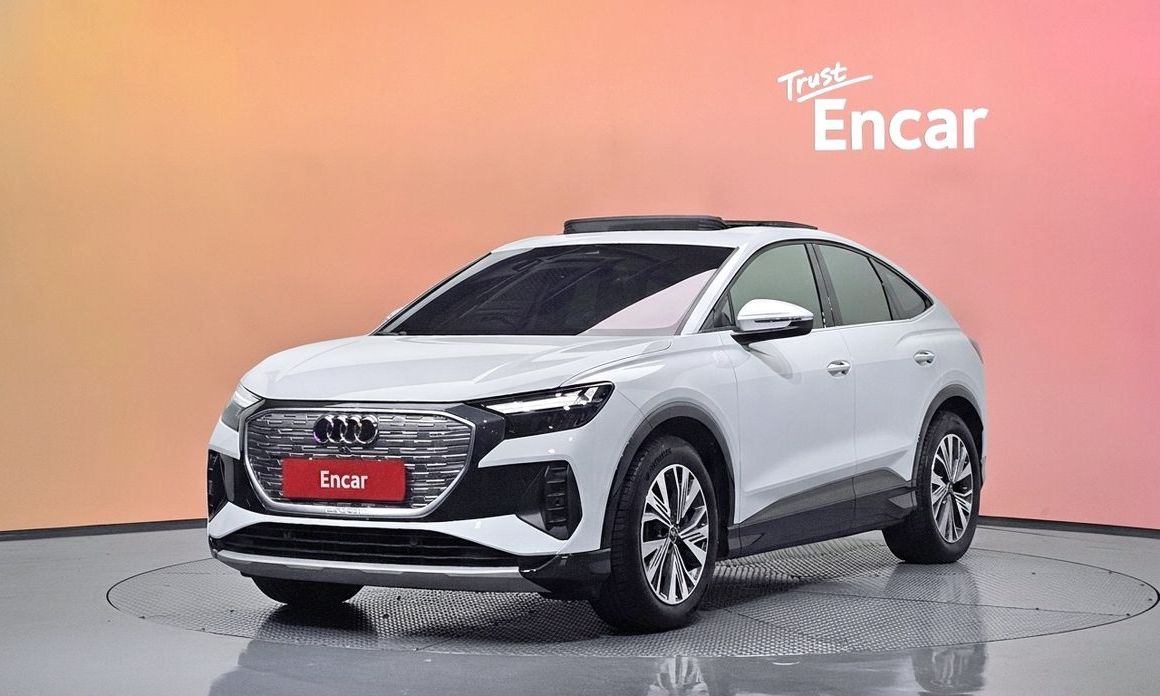 Audi Q4 e-tron 2025