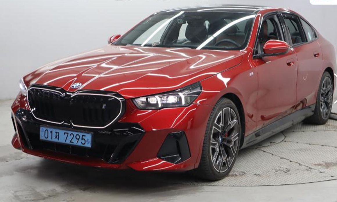 BMW i5 2024