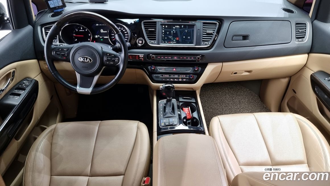 Kia Canival 2016