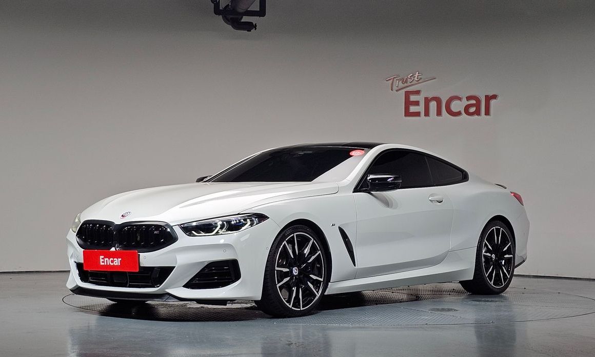 BMW 8-Series 2022
