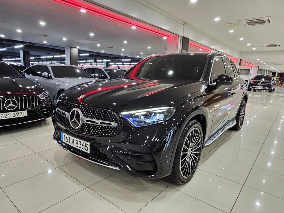 Mercedes-Benz GLC-Class 2024
