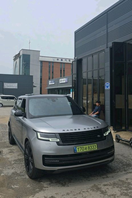 Land Rover Range Rover 2024