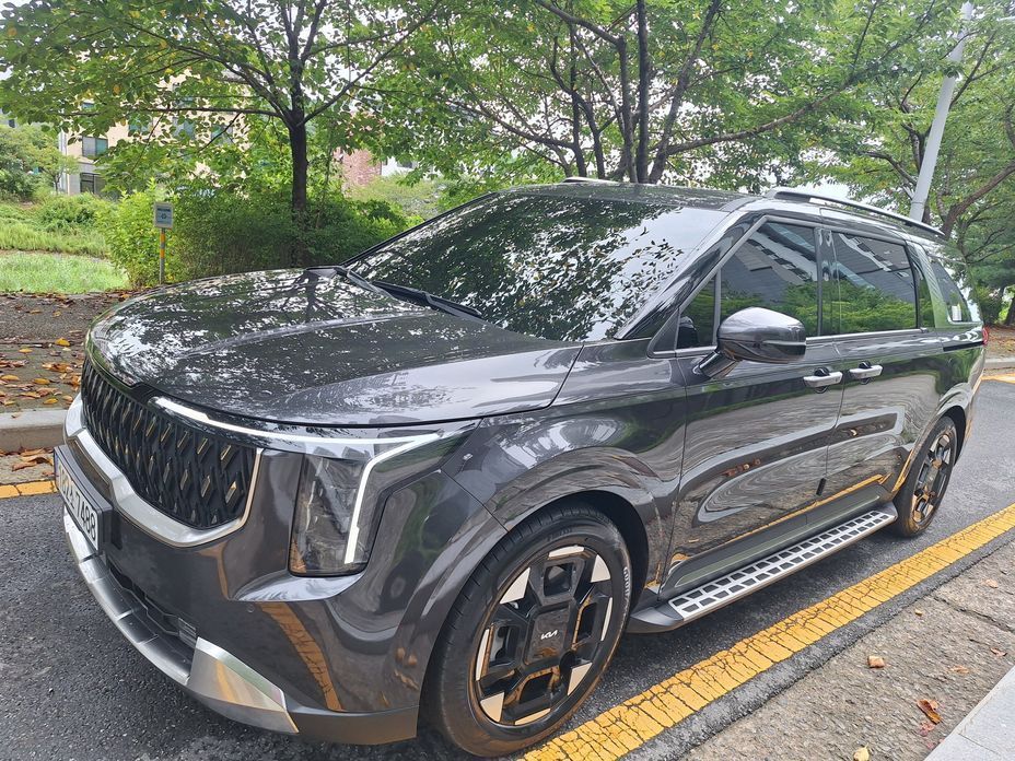 Kia Canival 2025