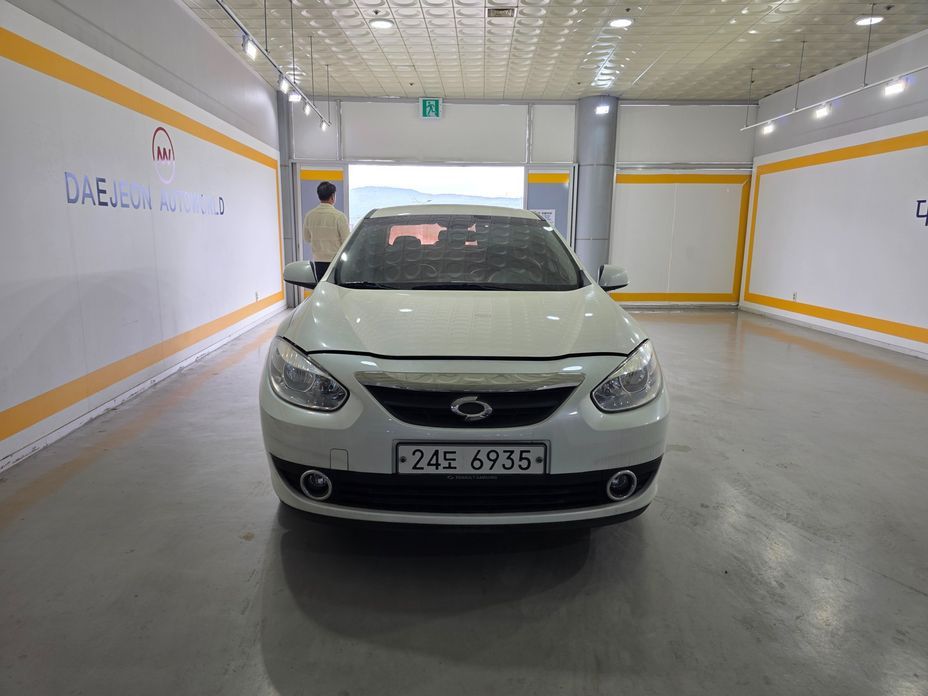 Renault-KoreaSamsung SM3 2011