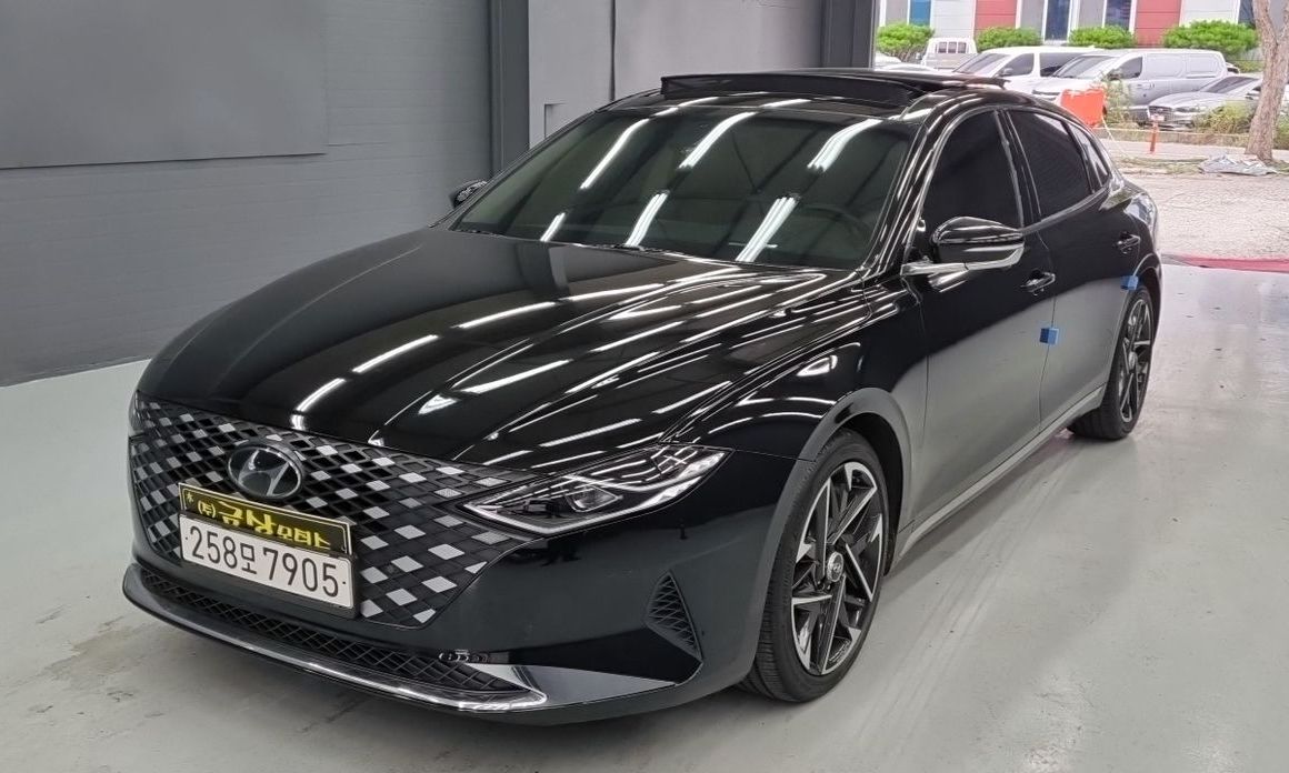 Hyundai Grandeur 2022