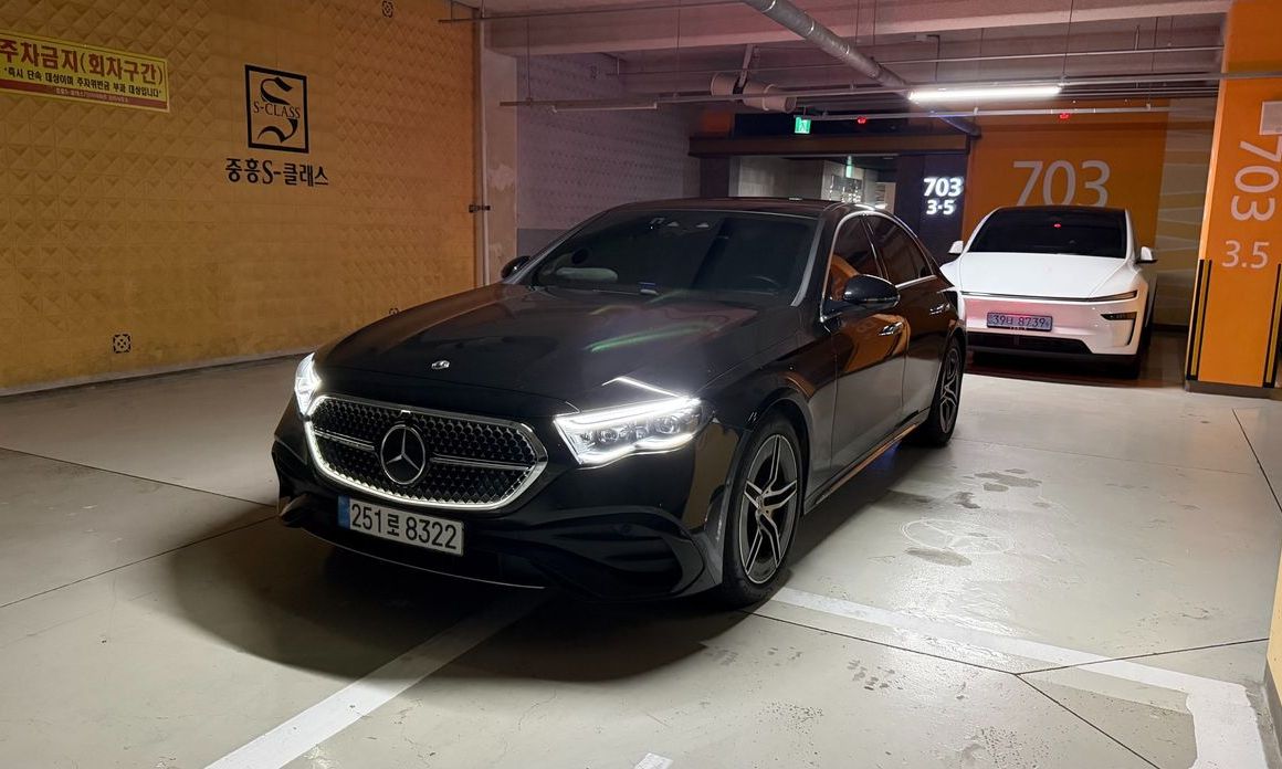 Mercedes-Benz E-Class 2024