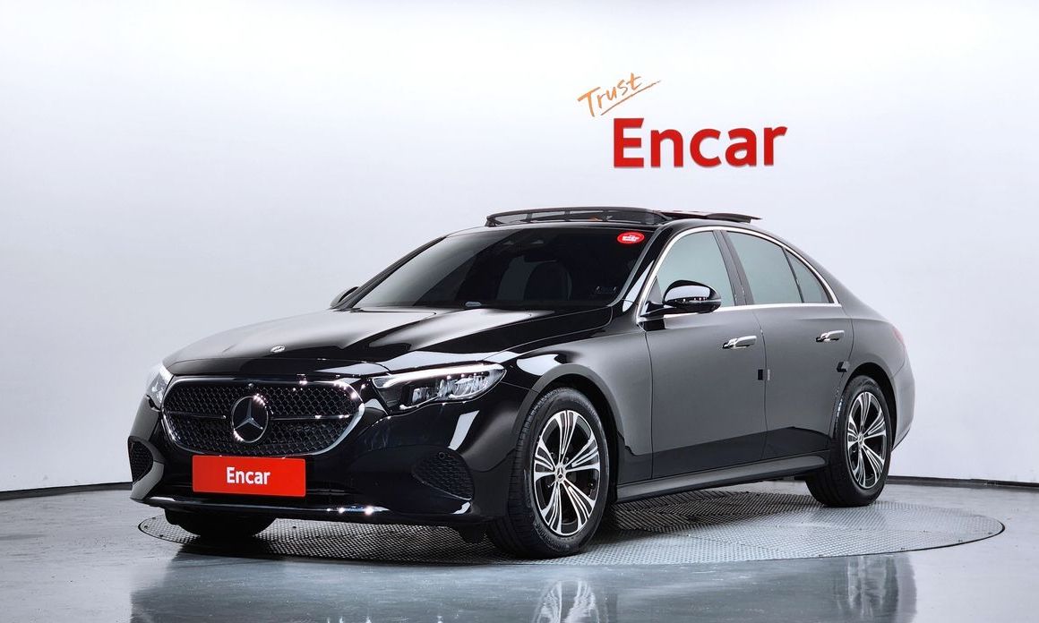 Mercedes-Benz E-Class 2025