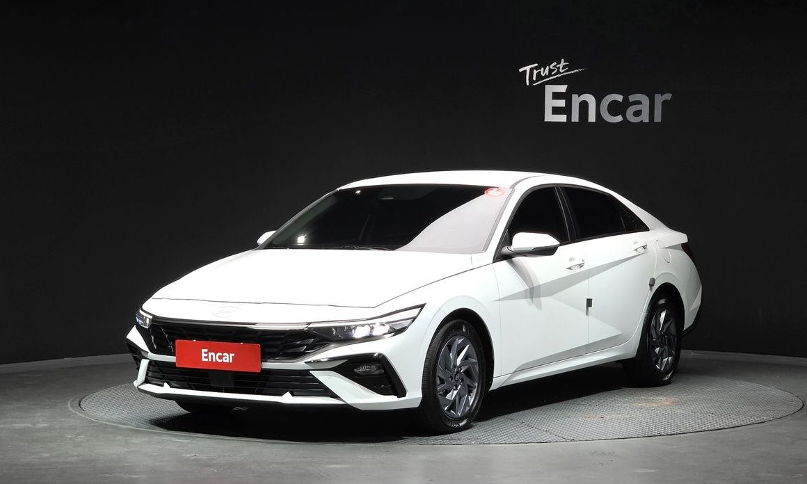 Hyundai AVANTE 2025