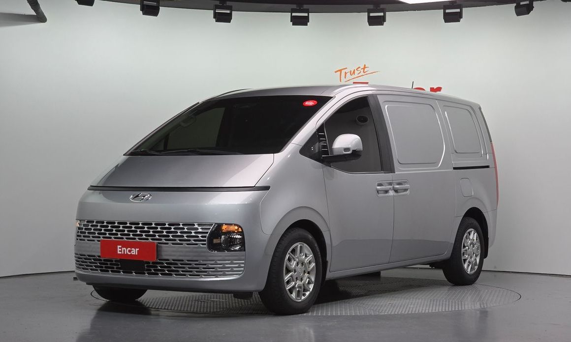 Hyundai Staria 2023